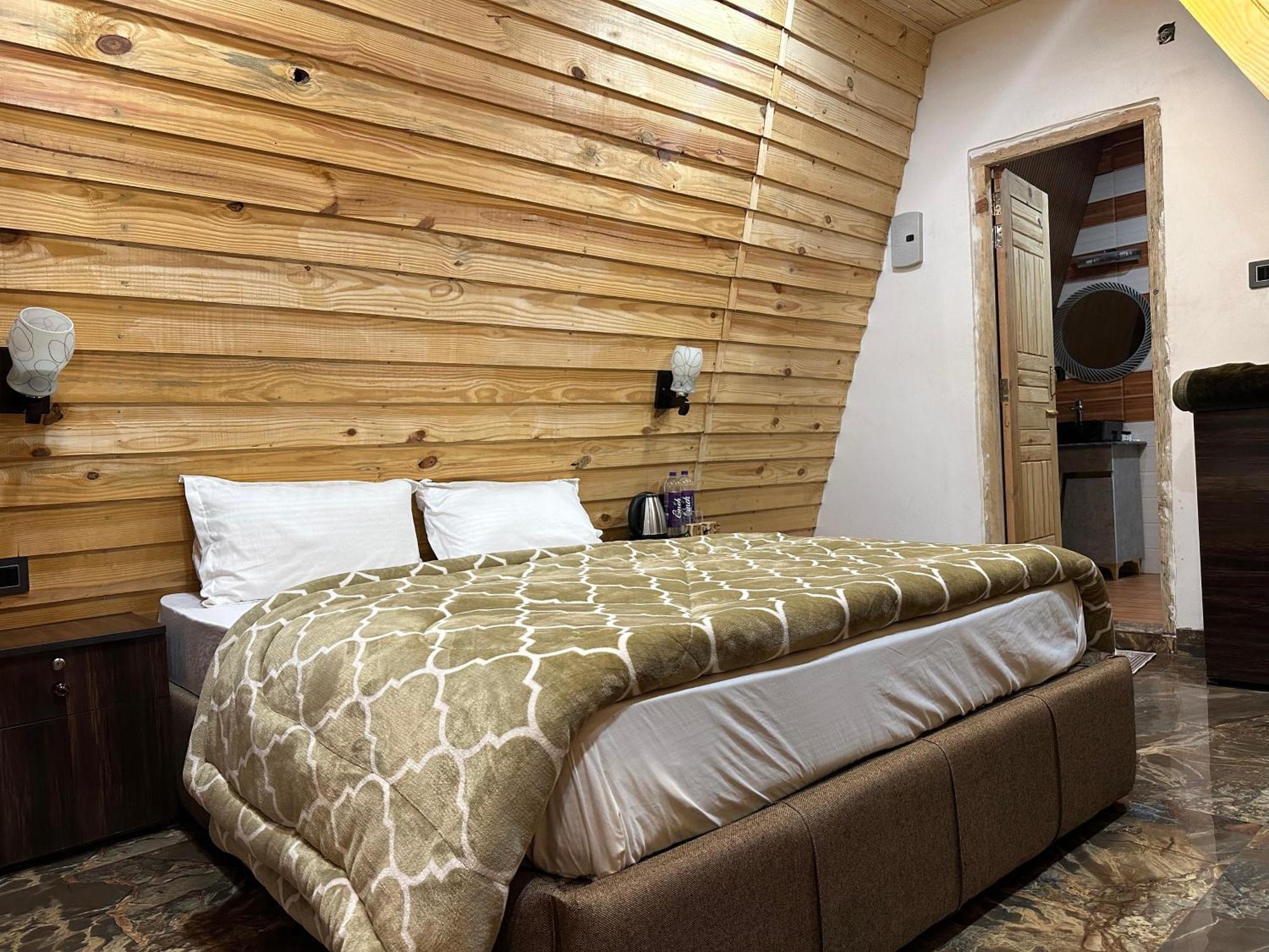 Cabana Riverside Resort - Kainchi Dham Nainital Exterior photo