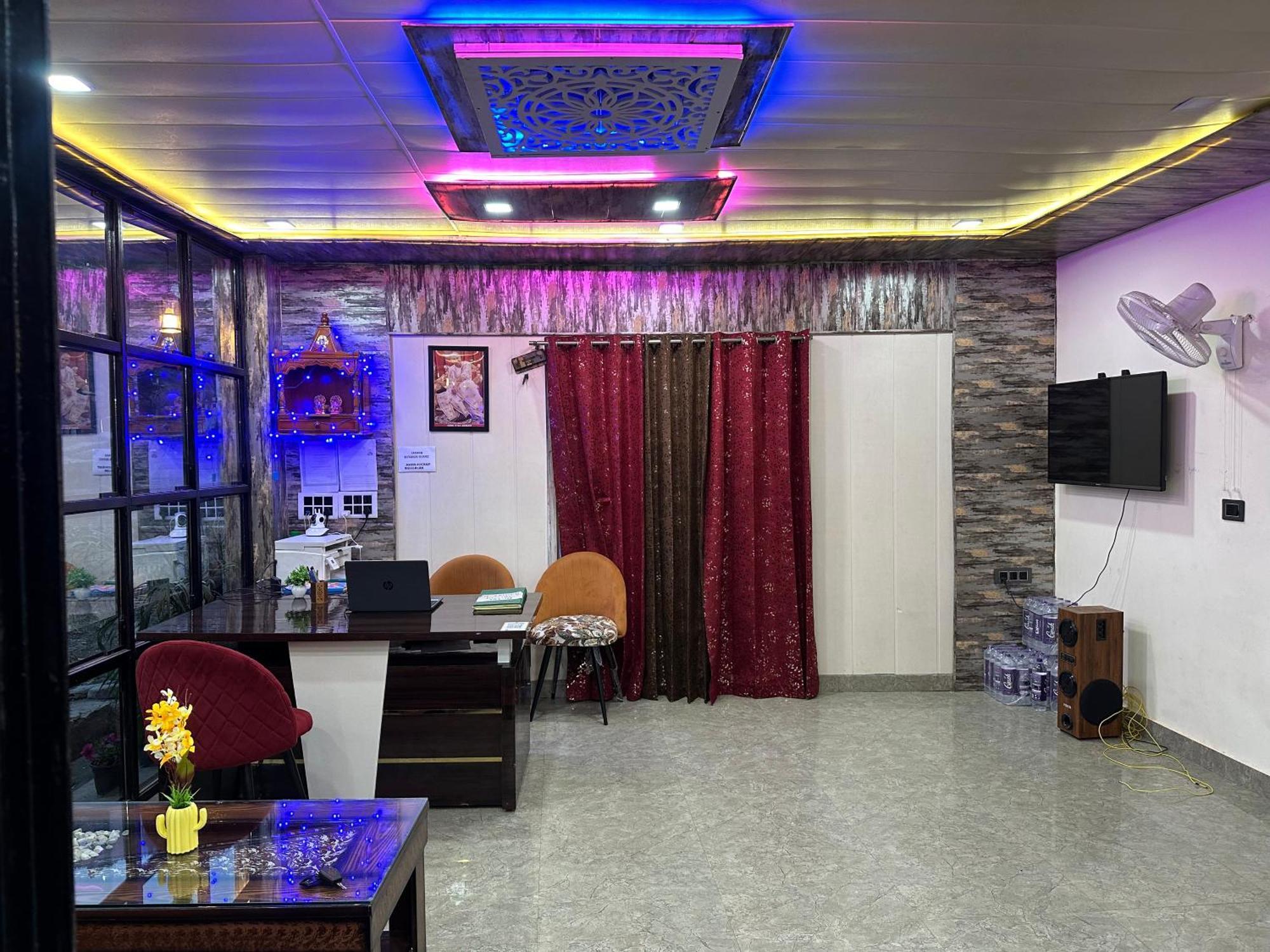 Cabana Riverside Resort - Kainchi Dham Nainital Exterior photo